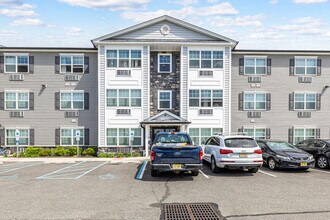 Aviation Apartments in Linden, NJ - Building Photo - Building Photo