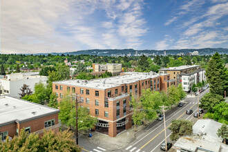 Bookmark Apartments in Portland, OR - Foto de edificio - Building Photo