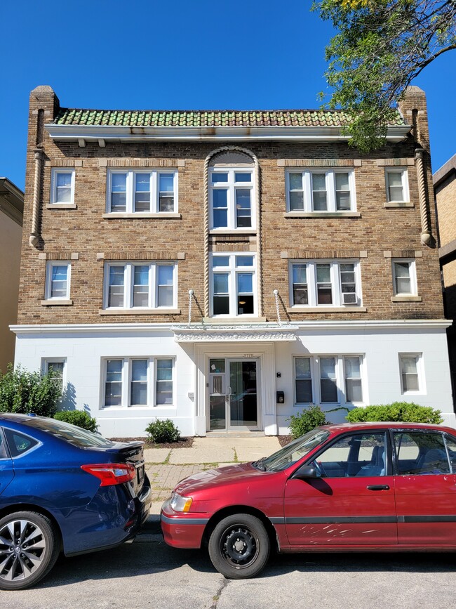 1315 Cass