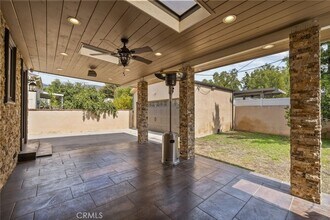 1134 Graynold Ave, Unit 1411 in Glendale, CA - Building Photo - Building Photo
