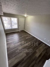 7756 Mountain Stream Way in Indianapolis, IN - Building Photo - Building Photo