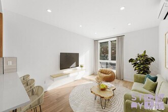 737 Fenimore St in Brooklyn, NY - Building Photo - Building Photo