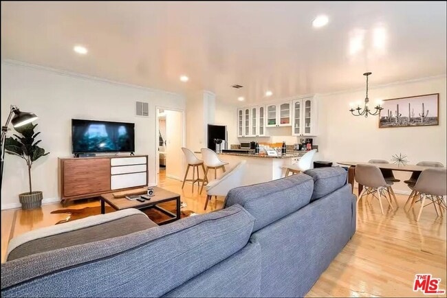 1111 11th St in Santa Monica, CA - Building Photo - Building Photo