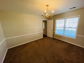 900 Stockwood Ct in High Point, NC - Building Photo - Building Photo