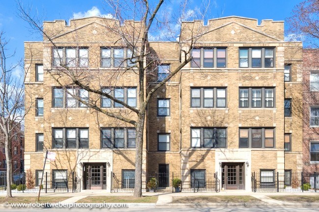 3607 N Bosworth Ave in Chicago, IL - Building Photo - Building Photo