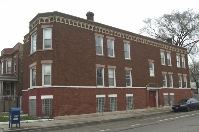 1001 N Saint Louis Ave in Chicago, IL - Building Photo