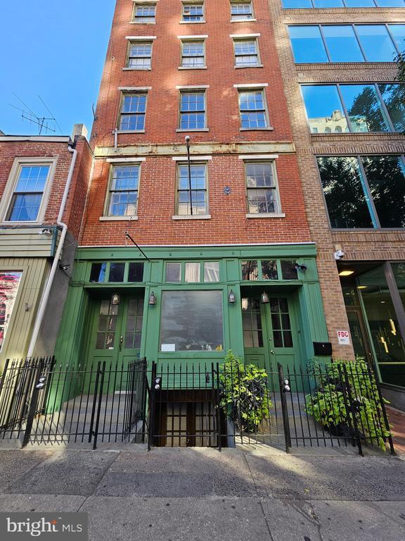 property at 105 S 2nd St