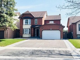 63 Taylorwood Rd in Oshawa, ON - Building Photo
