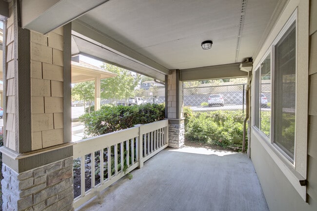 11306 124th Ave NE, Unit 101 in Kirkland, WA - Building Photo - Building Photo