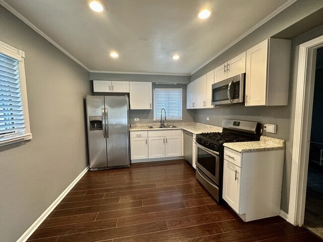 420 Indianwood Blvd in Park Forest, IL - Building Photo - Building Photo