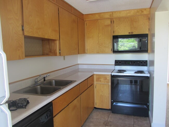 300 Miracle Strip Pkwy in Fort Walton Beach, FL - Building Photo - Building Photo