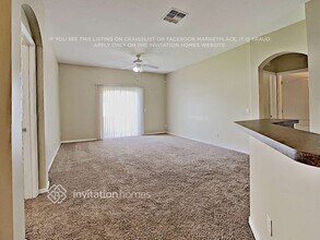 1861 Centennial Ave in St. Cloud, FL - Foto de edificio - Building Photo