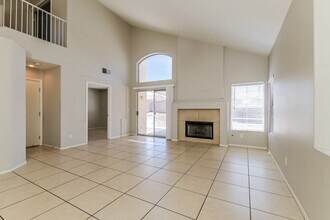 2642 Ridgewater Cir in Henderson, NV - Building Photo - Building Photo
