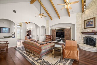 140 Youngs Prairie Rd in Elgin, TX - Building Photo - Building Photo
