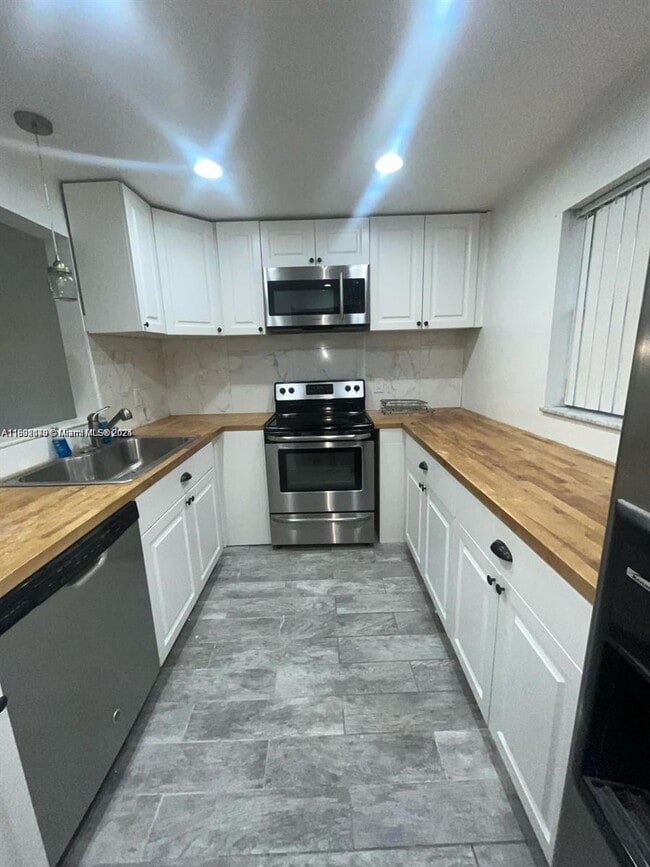 property at 8000 Lagos De Campo Blvd