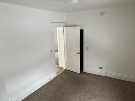 510 N Front St, Unit 3 in Marquette, MI - Building Photo