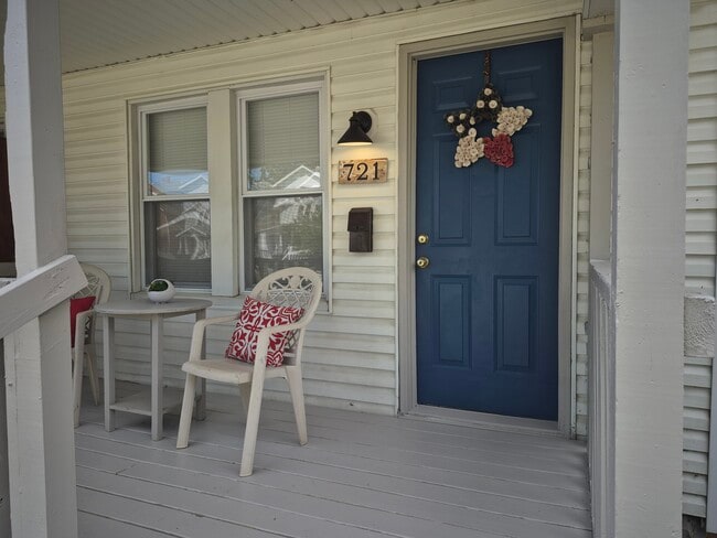 property at 721 Hanford St