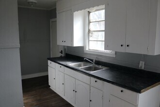 145 E Boulevard St in Shreveport, LA - Building Photo - Building Photo