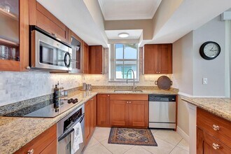 775 NW Flagler Ave, Unit 401 in Stuart, FL - Building Photo - Building Photo