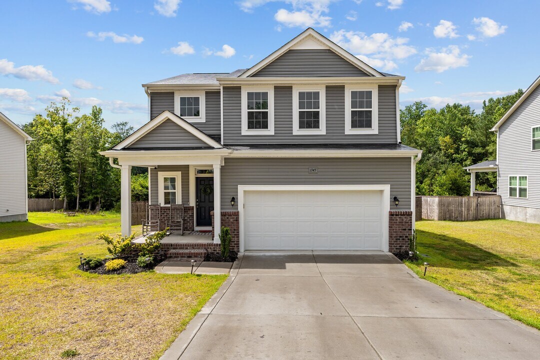 1145 Camellia Dr in Vass, NC - Building Photo