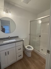 213 W Palmetto St in Kill Devil Hills, NC - Foto de edificio - Building Photo