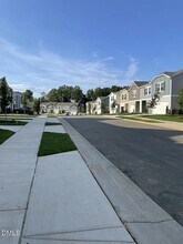 930 Field Ivy Dr in Fuquay Varina, NC - Building Photo - Building Photo