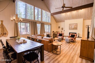 7897 Country Club Dr in Pinetop, AZ - Building Photo - Building Photo