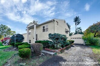 907 Higbee Dr N in Columbus, OH - Building Photo - Building Photo