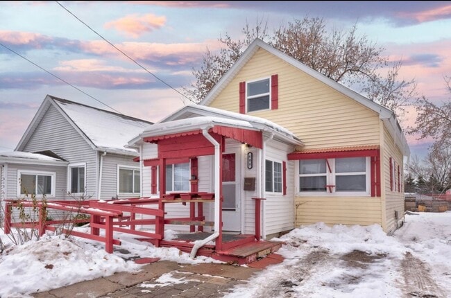 property at 608 38th St