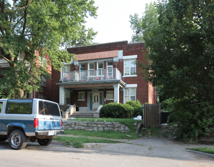 Griot Apartments in St. Louis, MO - Foto de edificio