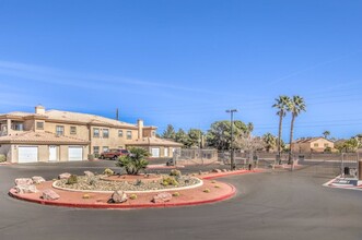 6908 Cobre Azul Ave in Las Vegas, NV - Building Photo - Building Photo
