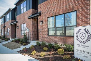 2807 Stanley Ave in Fort Worth, TX - Building Photo