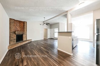 1112 Sandalwood Ln in Desoto, TX - Building Photo - Building Photo