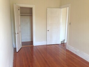 469 Beacon St, Unit 9 in Boston, MA - Foto de edificio - Building Photo