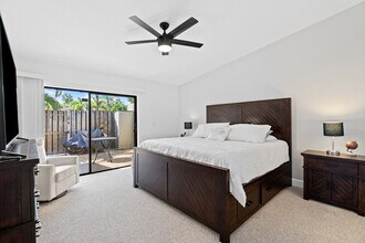 21 Meadows Dr in Boynton Beach, FL - Building Photo - Building Photo