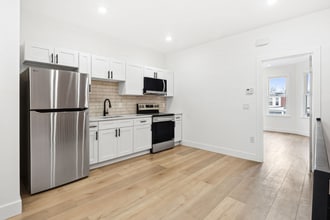 5814 Chestnut St in Philadelphia, PA - Building Photo - Building Photo
