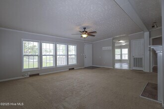 232 Castlebury Ln in Hubert, NC - Building Photo - Building Photo