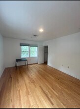 30 Cameron St, Unit 7 in Brookline, MA - Building Photo - Building Photo