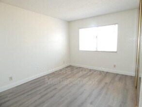 10202 Trails End Cir in San Diego, CA - Building Photo - Building Photo