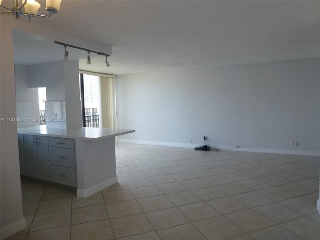 property at 17021 N Bay Rd