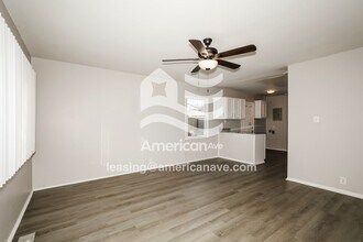 1302 Brummit Ln in South Bend, IN - Foto de edificio - Building Photo