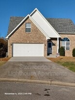 2804 Coyote Ct in Jeffersonville, IN - Building Photo