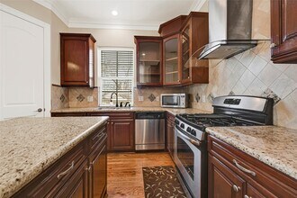 2736 Cortlandt St in Houston, TX - Building Photo - Building Photo