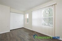 814 Showell Ct photo'