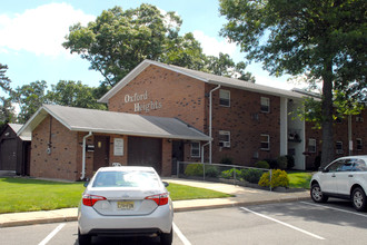 Oxford Heights in Neptune City, NJ - Foto de edificio - Building Photo