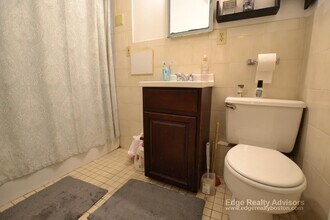 1258 Commonwealth Ave, Unit 19 in Boston, MA - Building Photo - Building Photo