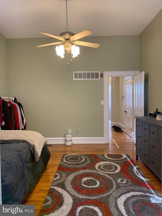 1304 Delaware Ave-Unit -2 in Wilmington, DE - Building Photo