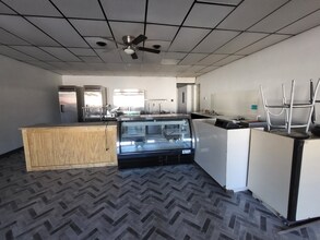 373 Munson Ave in Mckees Rocks, PA - Building Photo - Building Photo