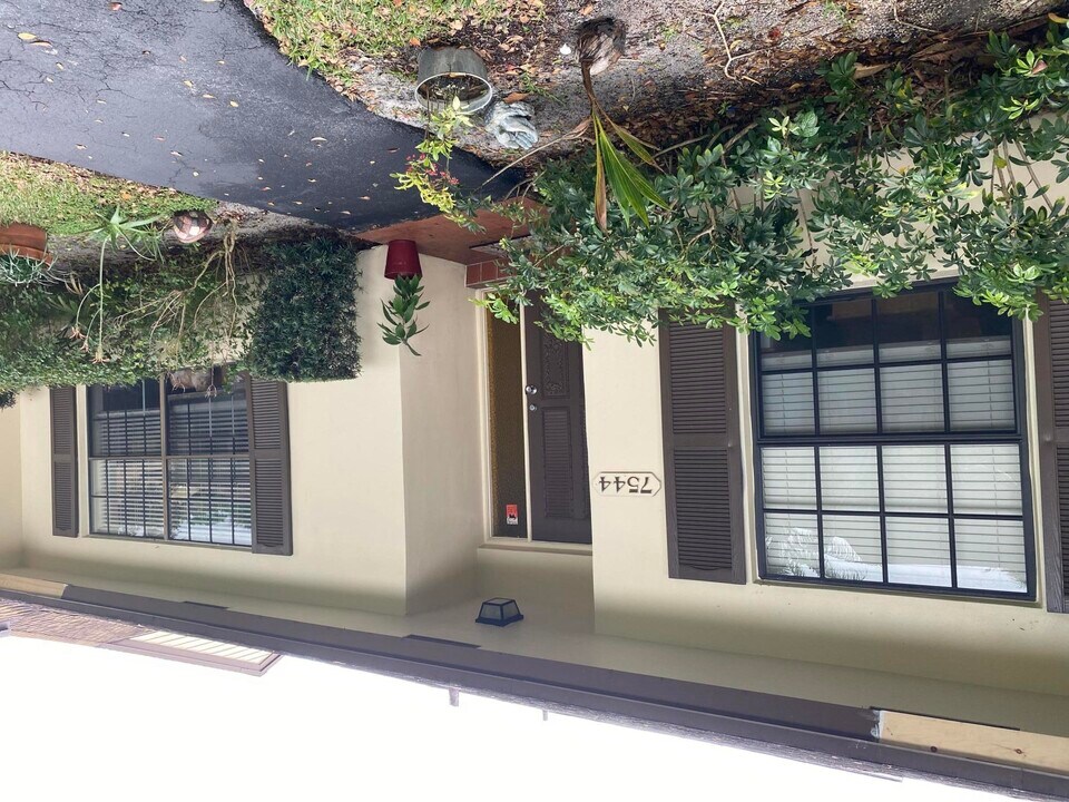 7544 Nova Dr-Unit -23 in Davie, FL - Building Photo