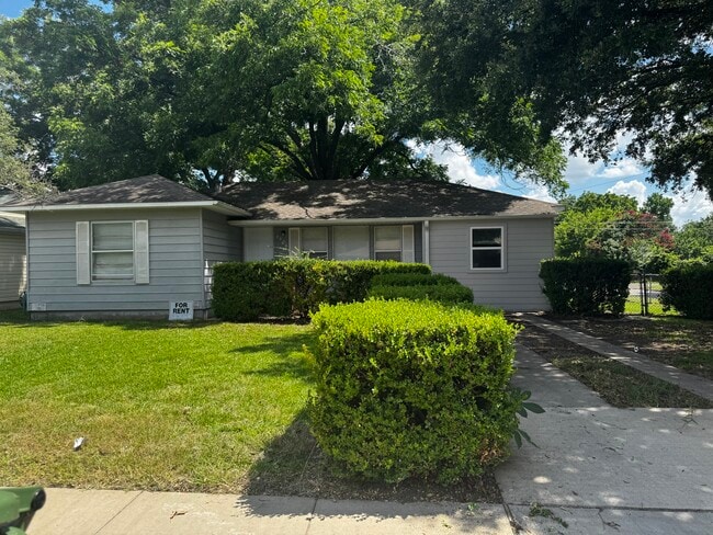 property at 1560 Nash St